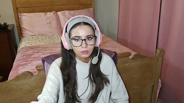 Snapshot of alisonfields chatting on 01-16-26, 03:16 alisonfields online show from 01-16-26, 03:16