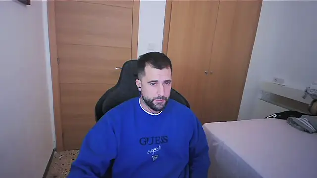 alex877x online show from 11-19-25, 01:55