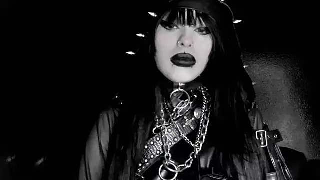 XXIOUX online show from 04-20-26, 03:26