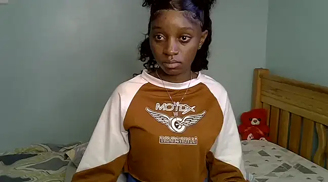 Snapshot of Enkarxx chatting on 02-09-25, 10:42 Enkarxx online show from 02-09-25, 10:42