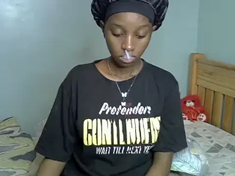 Snapshot of Enkarxx chatting on 02-16-25, 10:10 Enkarxx online show from 02-16-25, 10:10