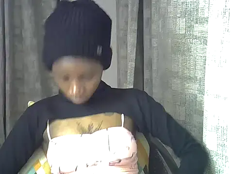 Snapshot of Enkarxx chatting on 10-08-25, 06:38 Enkarxx online show from 10-08-25, 06:38