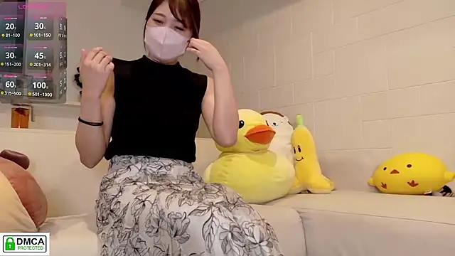 Snapshot of SUZU_ chatting on 07-02-26, 10:10 SUZU online show from 07-02-26, 10:10