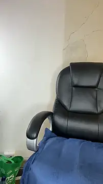 NiickyJones online show from 05-13-26, 02:53