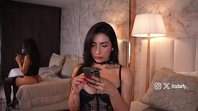 Rosalie vega online show from 04-21-26, 05:50