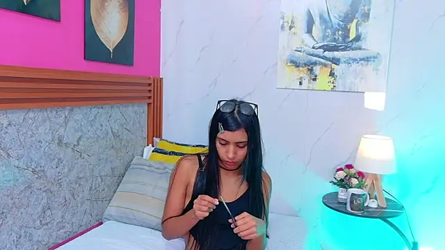 littlee emilyy  online show from 07-28-26, 04:39