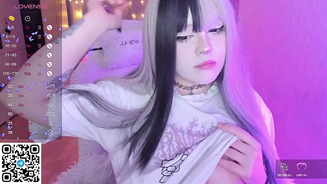 SelenaCute online show from 02-05-26, 04:39