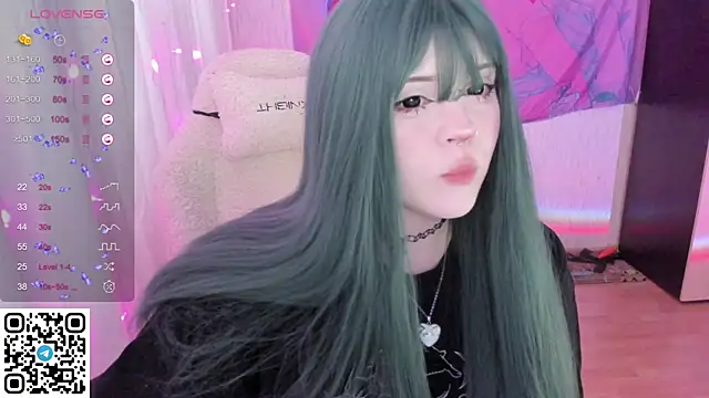 SelenaCute online show from 05-13-26, 06:00