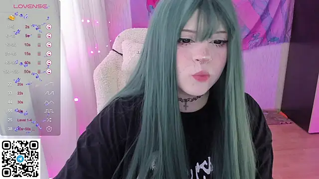 SelenaCute online show from 05-27-26, 06:10
