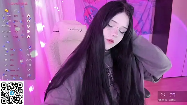 SelenaCute online show from 05-29-26, 04:05