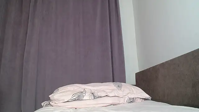 LadyMilfxxx online show from 02-17-25, 03:25