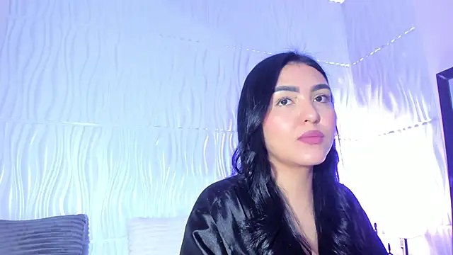 Snapshot of Abby__colins chatting on 07-01-26, 02:51 Abby colins online show from 07-01-26, 02:51