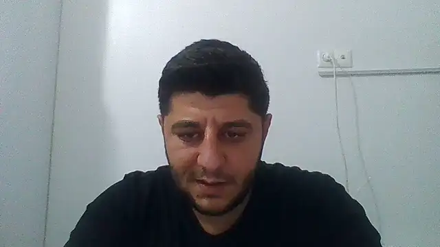 Snapshot of erkekkkadam chatting on 09-12-25, 04:40 erkekkkadam online show from 09-12-25, 04:40