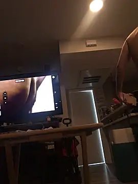 Snapshot of ft2022W chatting on 01-31-25, 09:27 ft2022W online show from 01-31-25, 09:27