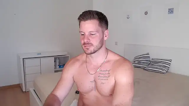 SexyandMarried1 online show from 01-31-25, 12:18