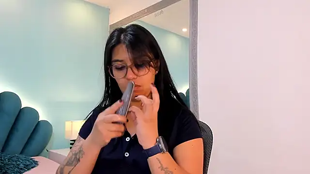 sharlott18 online show from 12-05-25, 10:02