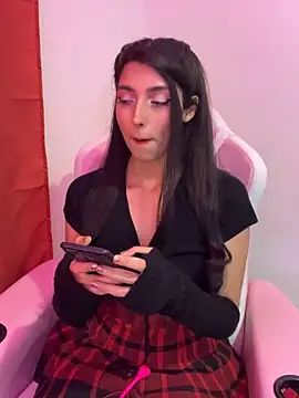 Snapshot of Felicia_smok3 chatting on 06-16-26, 03:42 Felicia smok3 online show from 06-16-26, 03:42