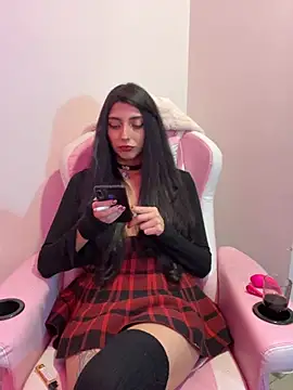 Snapshot of Felicia_smok3 chatting on 06-29-26, 03:24 Felicia smok3 online show from 06-29-26, 03:24
