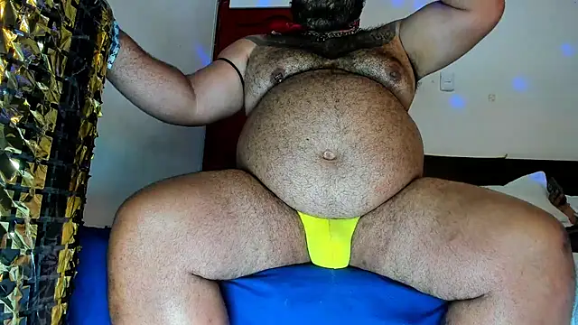 Snapshot of Latino_bigcock chatting on 05-28-26, 09:45 Latino bigcock online show from 05-28-26, 09:45