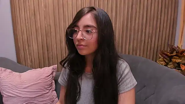 Snapshot of Eva_Macalliter chatting on 01-24-25, 03:22 Eva Macalliter online show from 01-24-25, 03:22