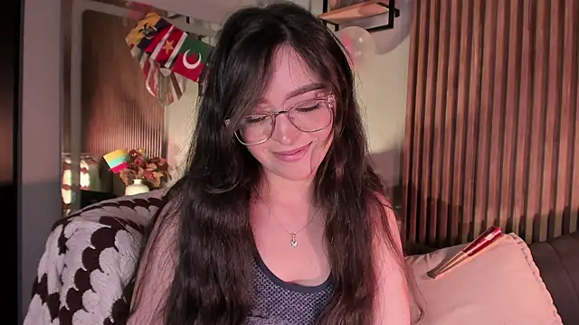 Eva Macalliter online show from 07-15-26, 03:12