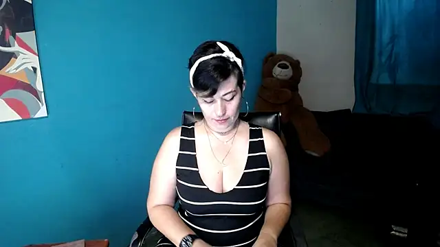 Sunny rayz  online show from 07-13-26, 12:08