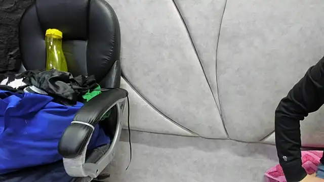 HornySlut69  online show from 03-02-26, 12:24