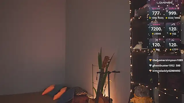 Snapshot of bananya_kitty chatting on 02-08-25, 12:06 bananya kitty online show from 02-08-25, 12:06