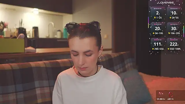 Snapshot of bananya_kitty chatting on 02-28-25, 07:25 bananya kitty online show from 02-28-25, 07:25