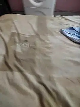 COUPLLE VILLAGE online show from 11-15-25, 03:04