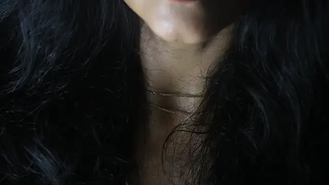 Snapshot of -AyeshaSinghania- chatting on 05-14-26, 07:09 -AyeshaSinghania- online show from 05-14-26, 07:09