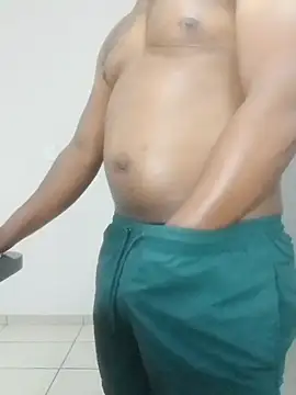 Yardie bone online show from 12-19-25, 04:25