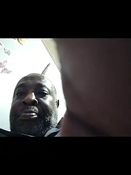 macnificent1fr online show from 10-19-25, 02:01