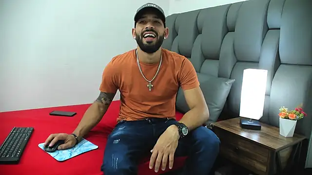 Thiagogomez online show from 03-21-26, 07:28