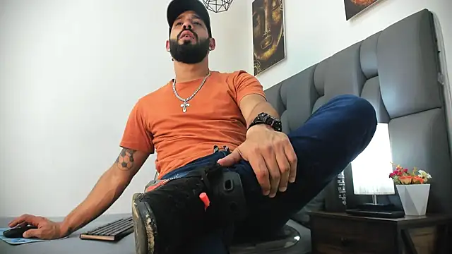 Thiagogomez online show from 04-09-26, 07:08