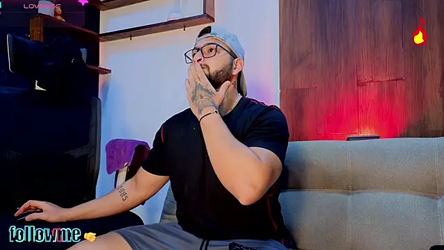 Andrew Brown online show from 11-28-25, 02:20