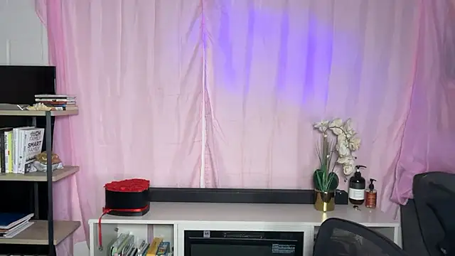 SashaEstrella online show from 03-28-26, 07:08