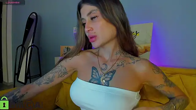 Patricia Cox online show from 02-24-26, 06:39