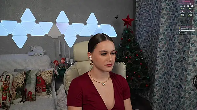 Snapshot of HarleyDeess chatting on 12-13-24, 01:37 HarleyDeess online show from 12-13-24, 01:37