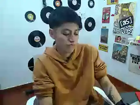 9 Fernanda 9 online show from 03-04-25, 12:18