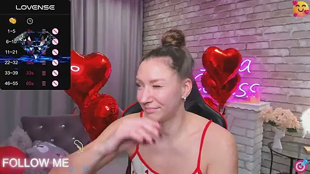 SarahCoksss online show from 02-08-25, 03:30