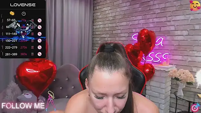 SarahCoksss online show from 02-08-25, 06:33