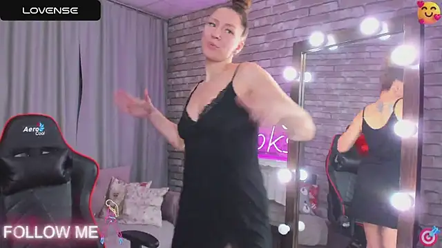 SarahCoksss online show from 03-02-25, 04:07