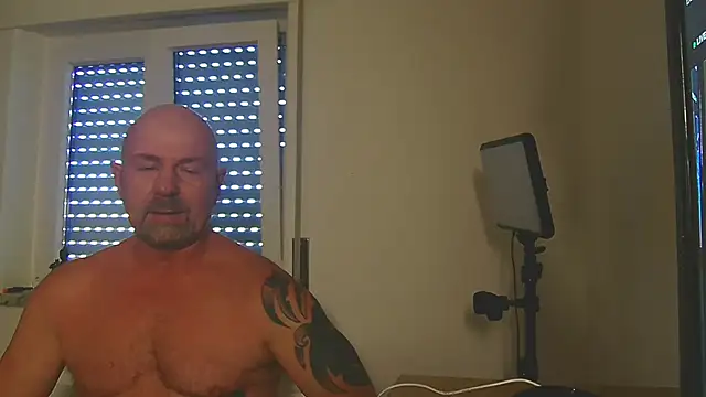ManlyPrisonGuy online show from 07-30-26, 02:27