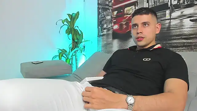 Snapshot of ANDER_PEREZ chatting on 03-19-25, 12:26 ANDER PEREZ online show from 03-19-25, 12:26