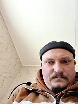 Snapshot of Pandasky chatting on 01-17-26, 10:53 Pandasky online show from 01-17-26, 10:53