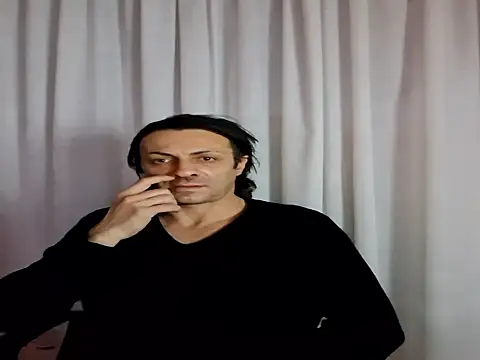 Snapshot of ciame78 chatting on 11-26-25, 11:39 ciame78 online show from 11-26-25, 11:39