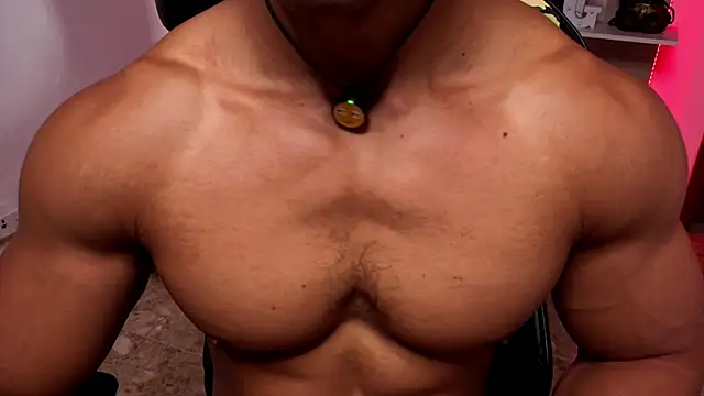 Snapshot of exquisite_gabe chatting on 05-31-26, 01:18 exquisite gabe online show from 05-31-26, 01:18