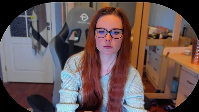 Snapshot of KlementinaBbG chatting on 01-27-25, 08:17 KlementinaBbG online show from 01-27-25, 08:17