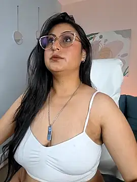 Amber gold  online show from 07-23-26, 04:21